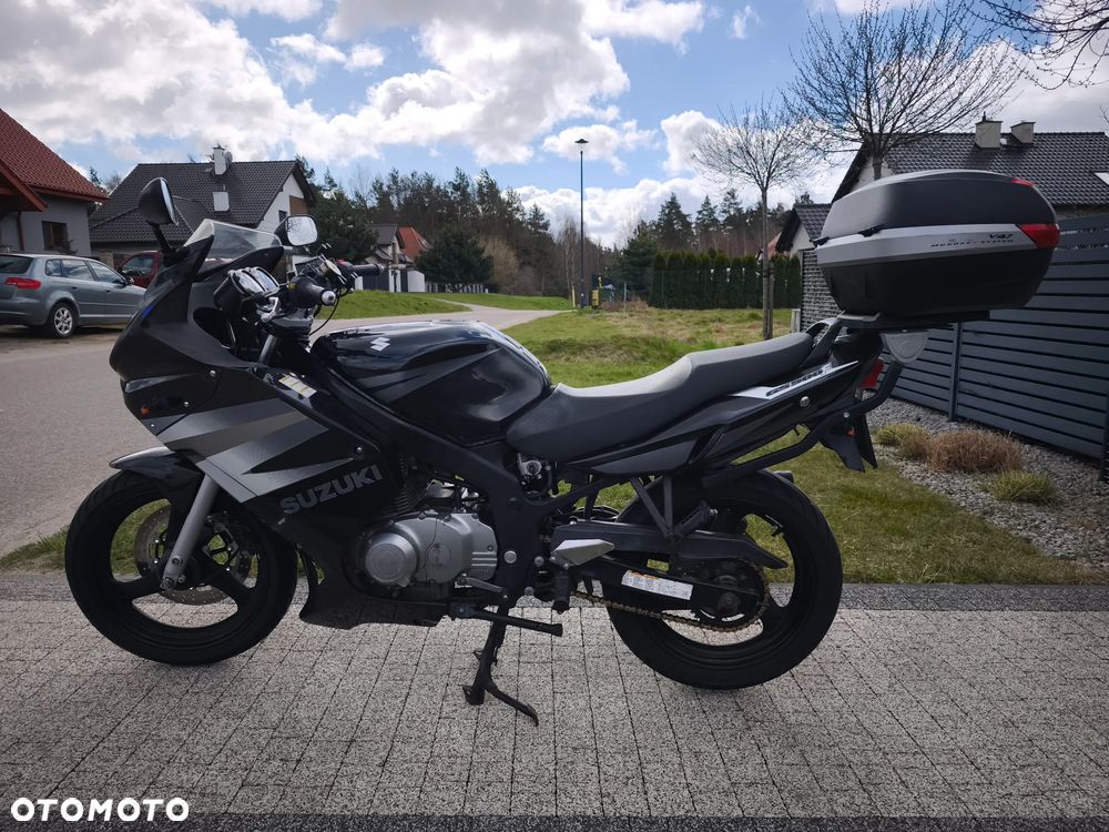 Suzuki GS - 3