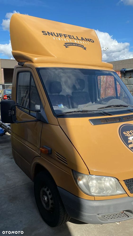 Mercedes-Benz Sprinter - 2