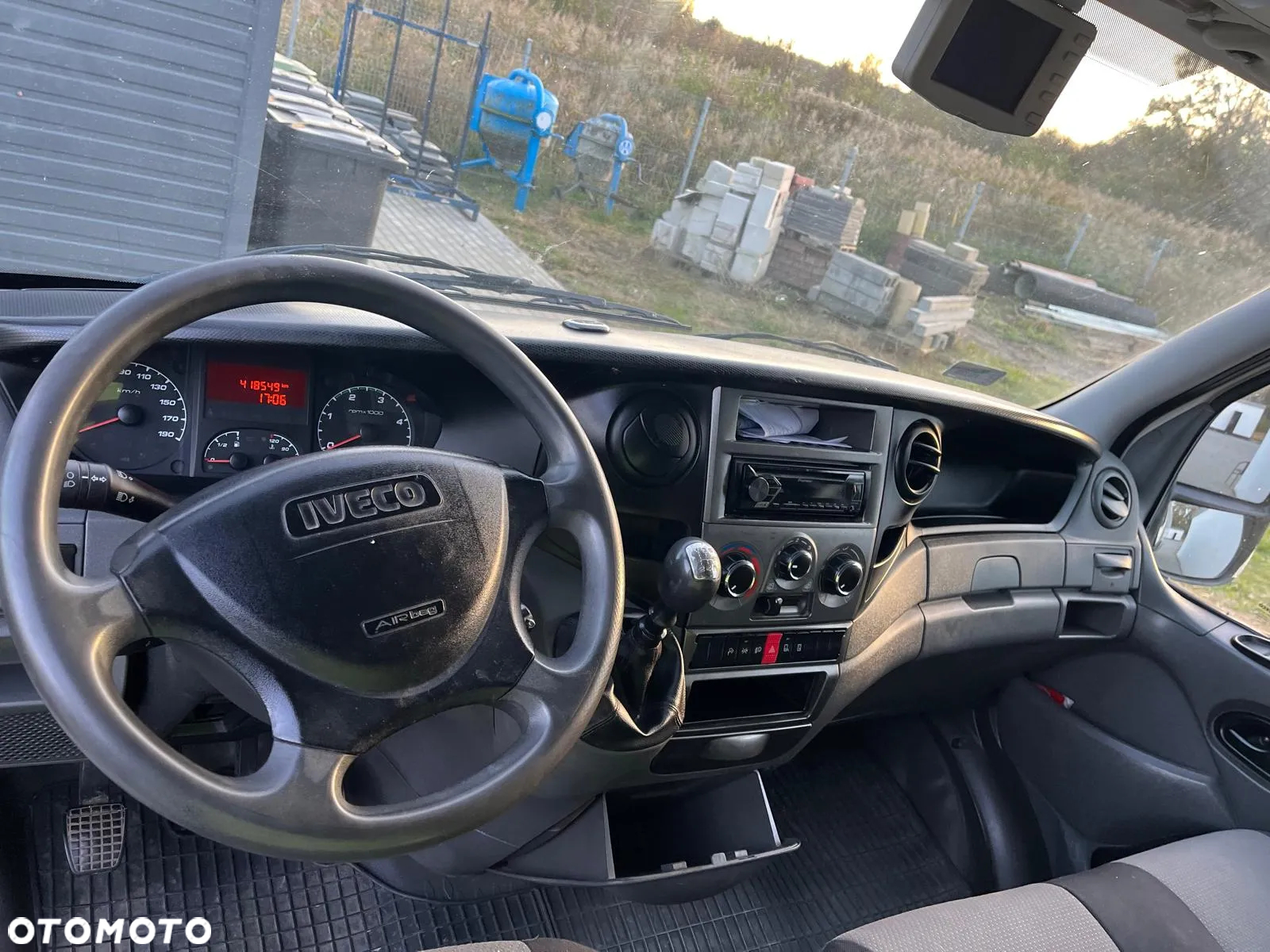 Iveco 35s13 - 10