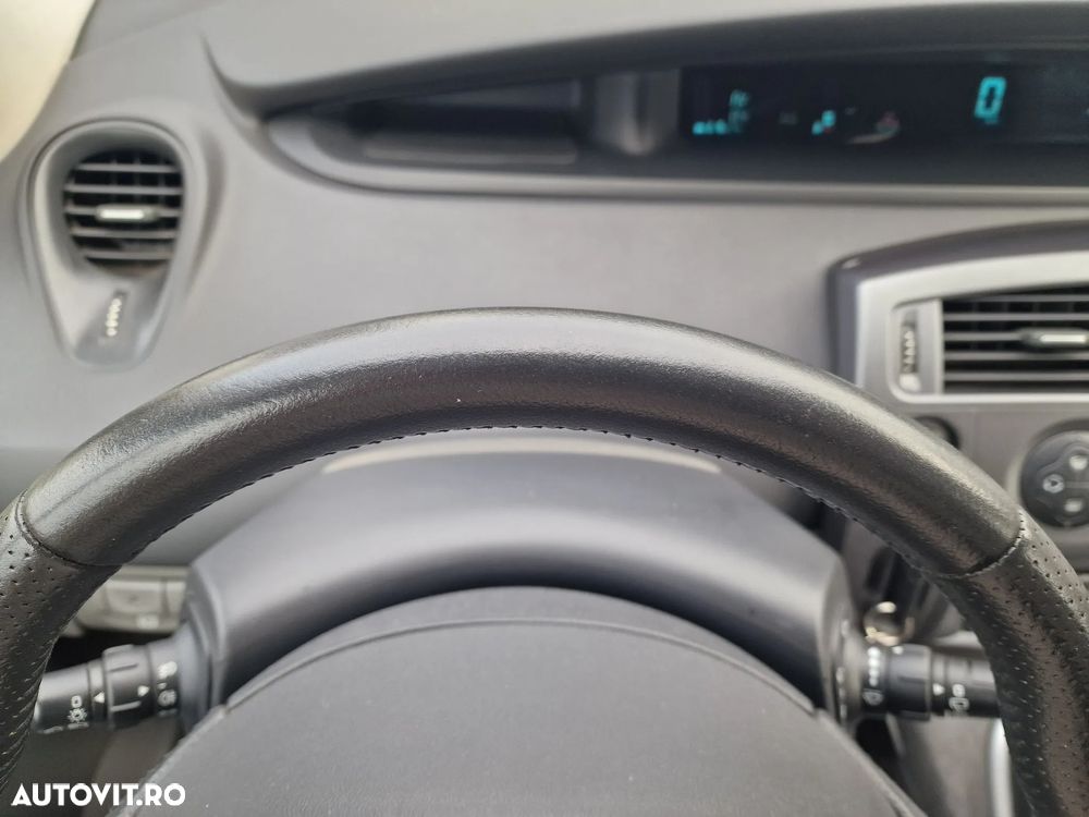 Renault Scenic II 1.6 Authentique - 20