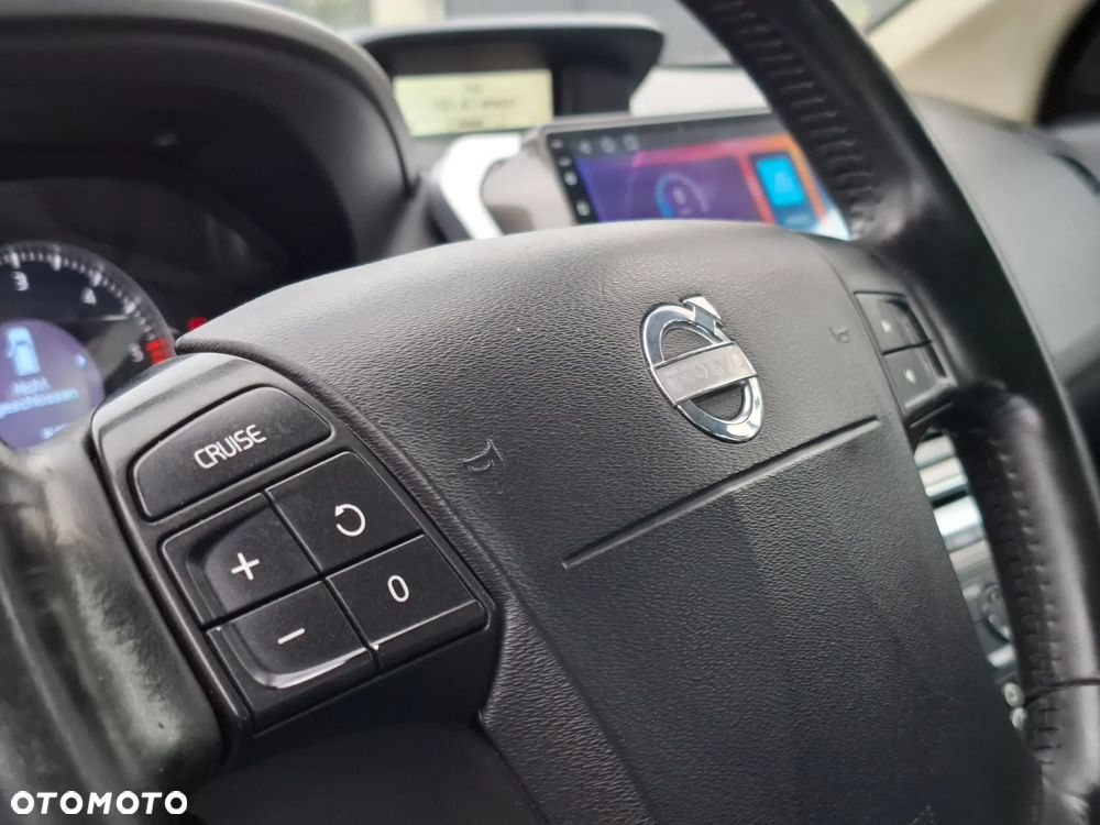 Volvo XC 60 2.4D AWD - 23