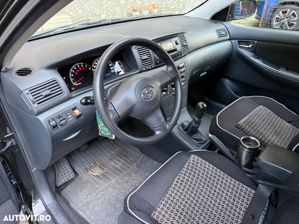 Toyota Corolla 1.4 H/B Terra - 11