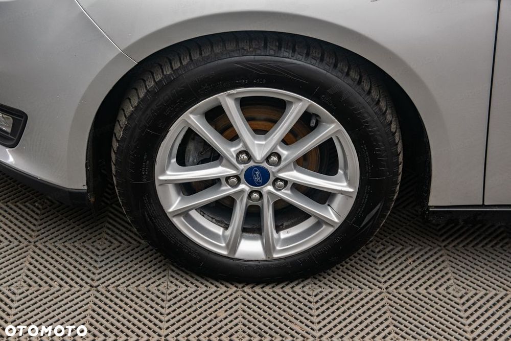 Ford Focus - 26
