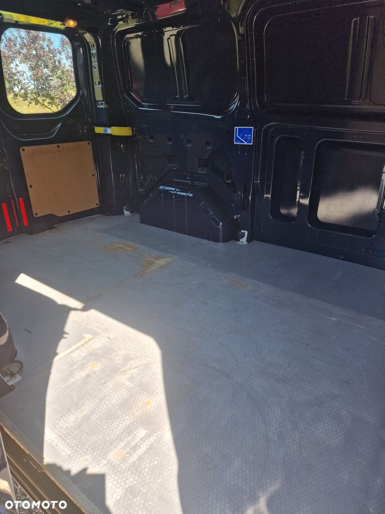 Ford TRANSIT CUSTOM - 2