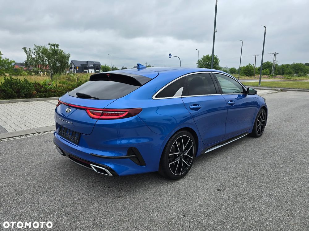 Kia ProCeed 1.6 CRDi GT Line DCT - 30