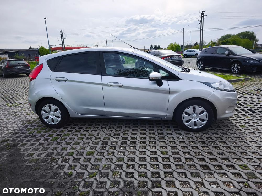 Ford Fiesta 1.6 TDCi Silver X - 10