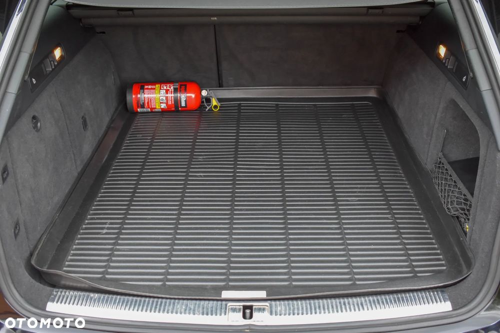 Audi A6 Avant 3.0 TDI DPF quattro S tronic - 14