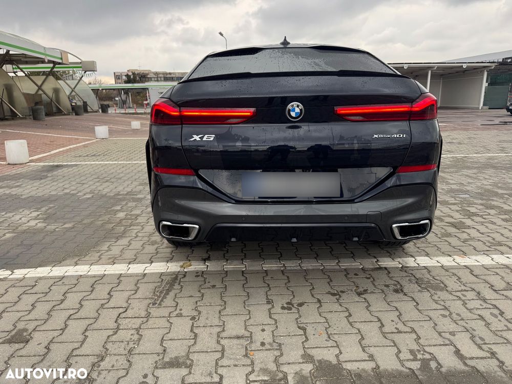BMW X6 xDrive40i - 12