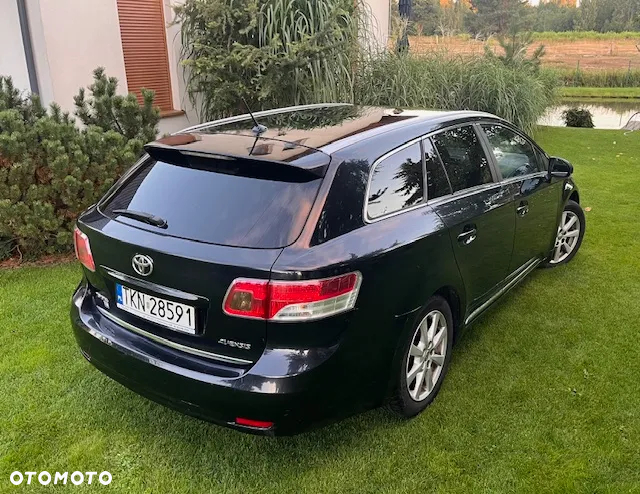 Toyota Avensis 2.0 D-4D 2010 - 7