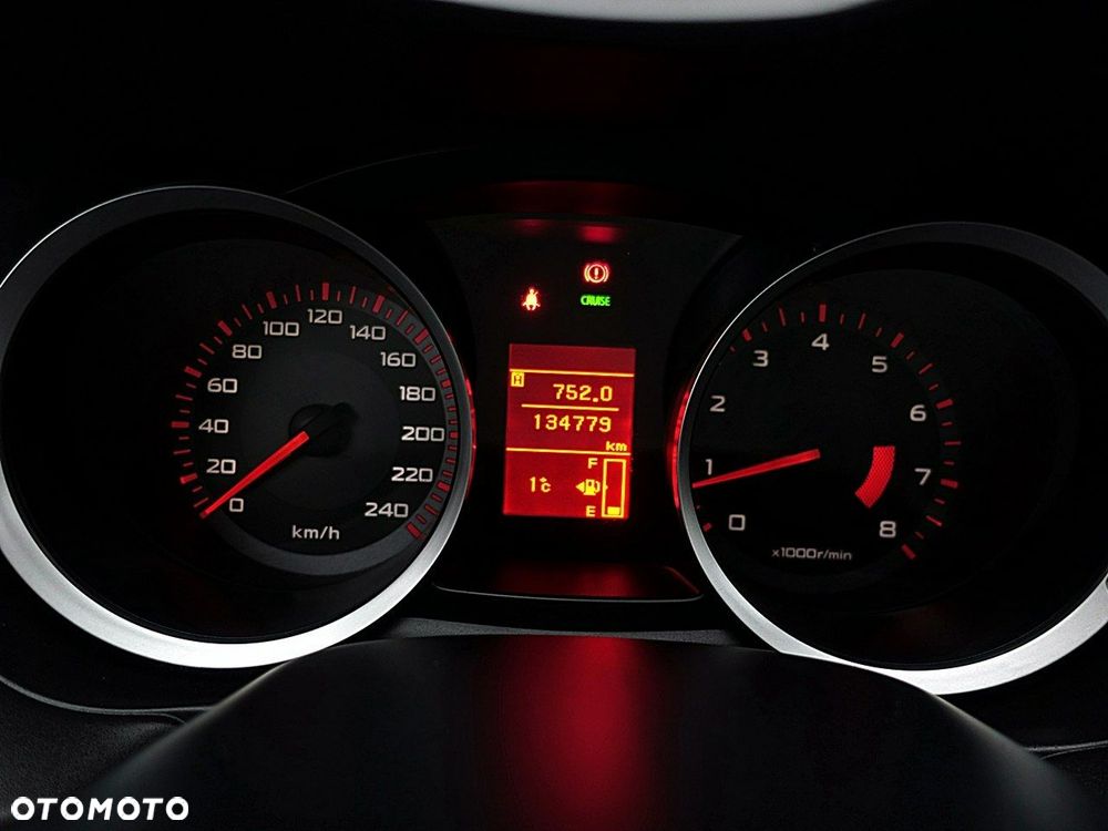 Mitsubishi Lancer - 32