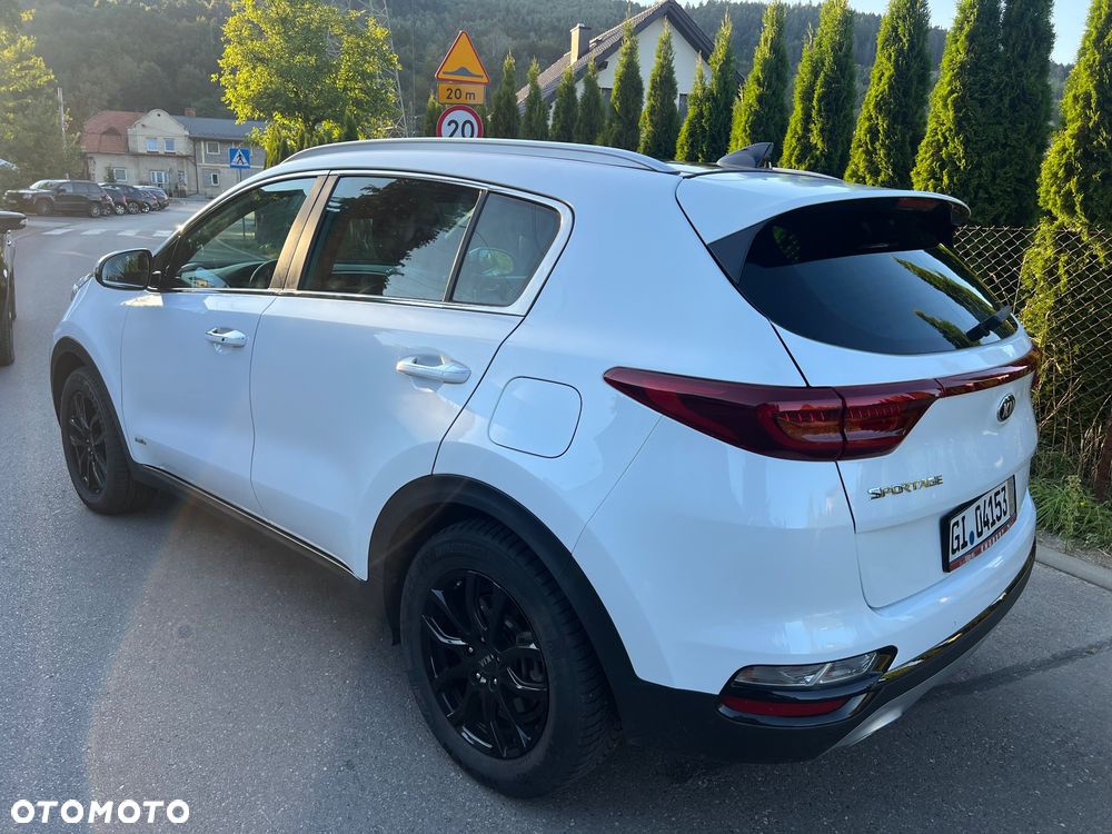 Kia Sportage 2.0 CRDI AWD Eco-Dynamics+ (48V M-H) GT LINE - 6