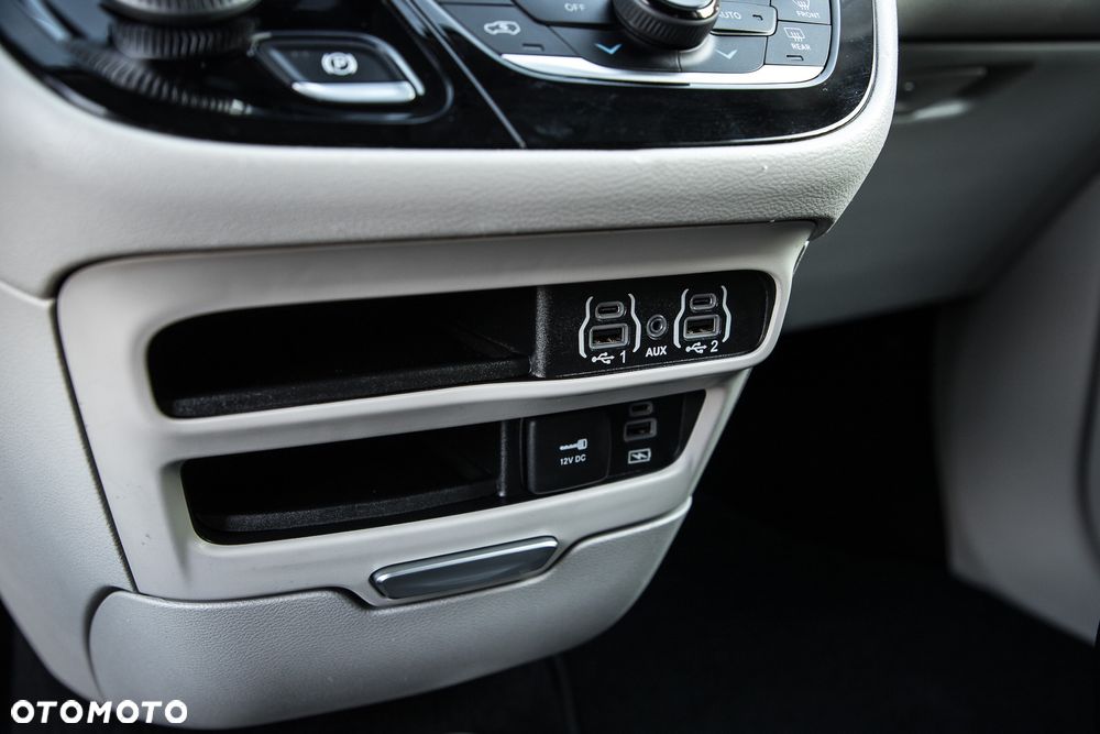 Chrysler Pacifica - 22