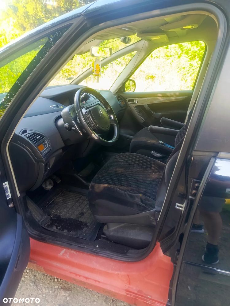 Citroën C4 Picasso 2.0 16V Exclusive - 8