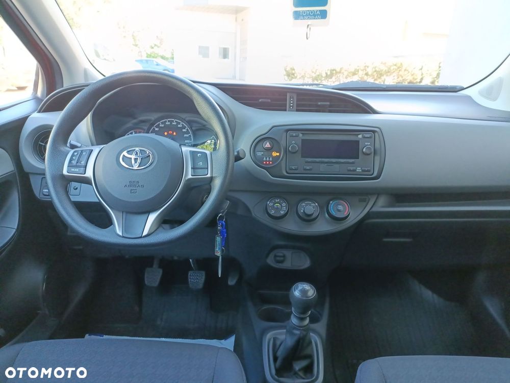 Toyota Yaris - 14