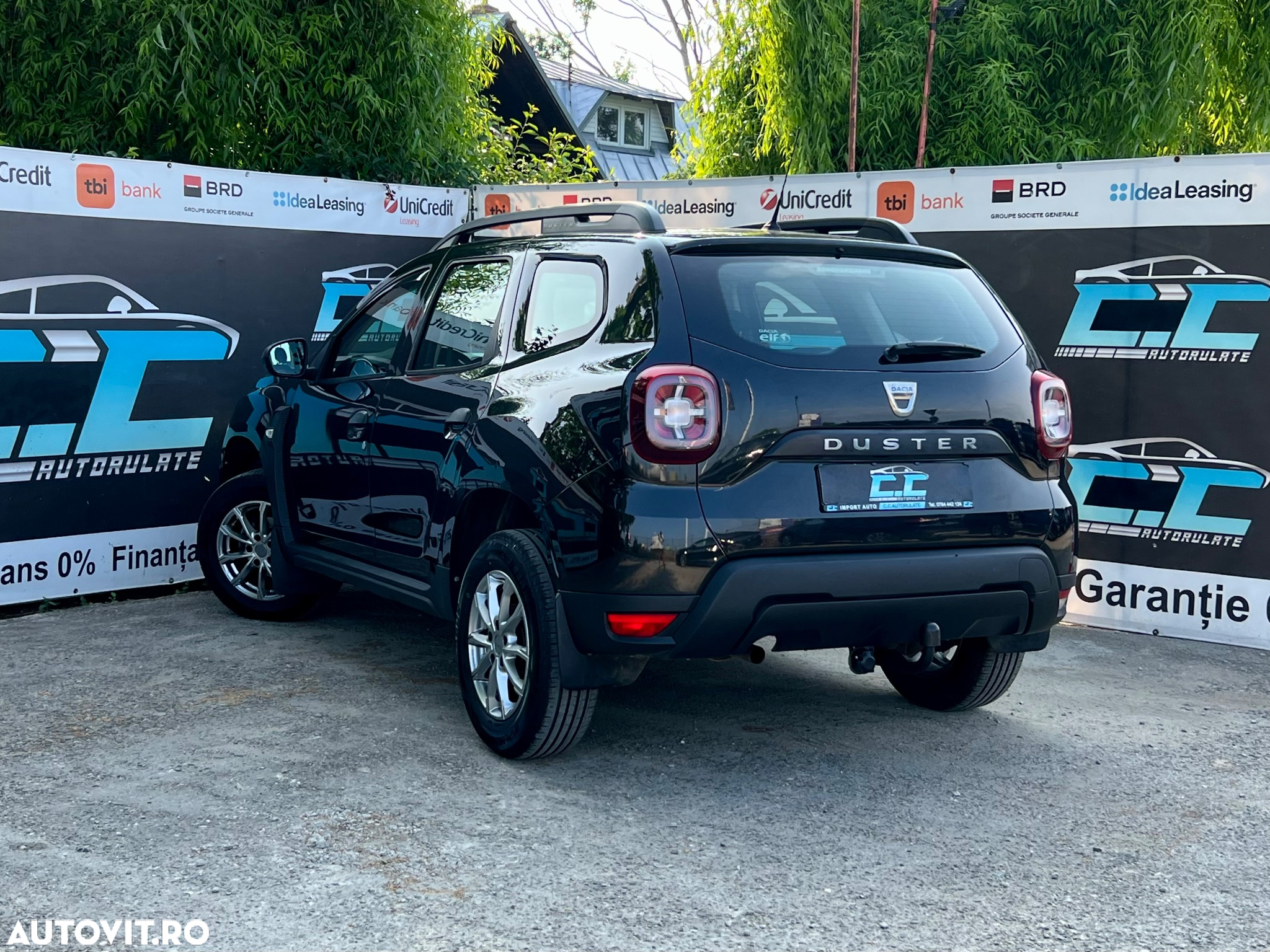 Dacia Duster 1.6 SCe Essential - 4