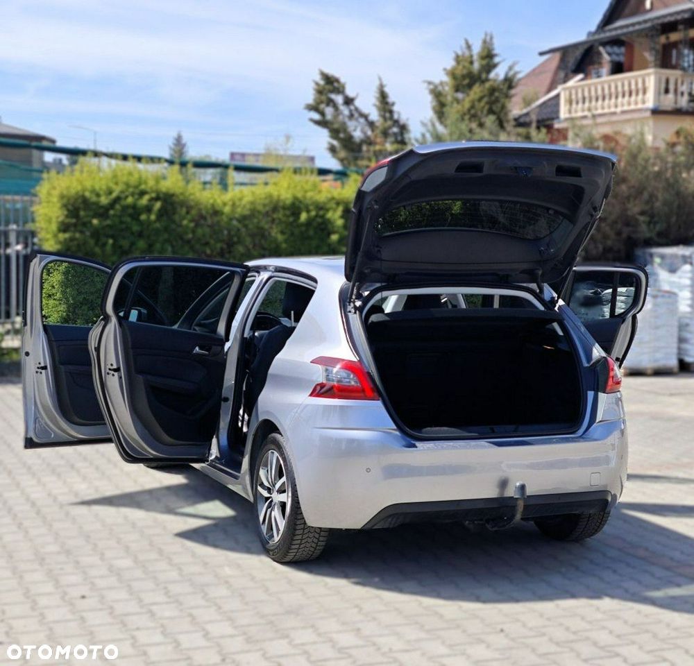 Peugeot 308 - 11