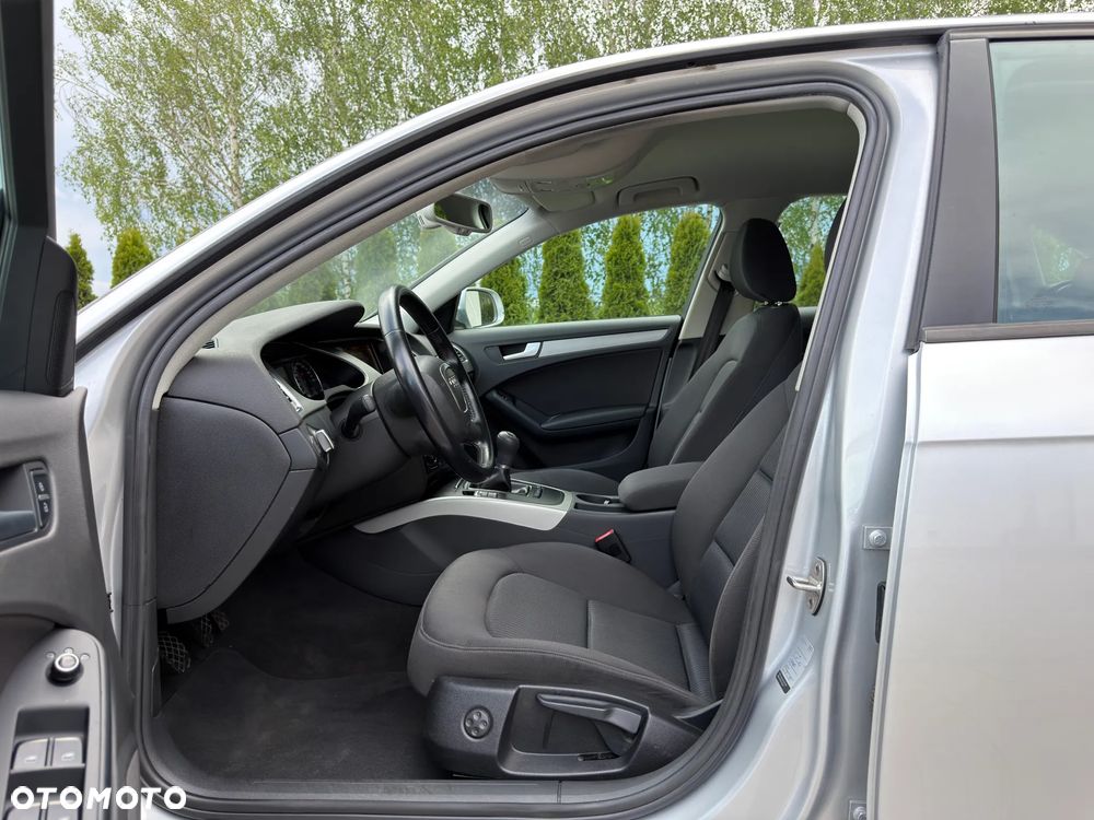 Audi A4 Limousine 1.8 TFSI Ambiente - 30