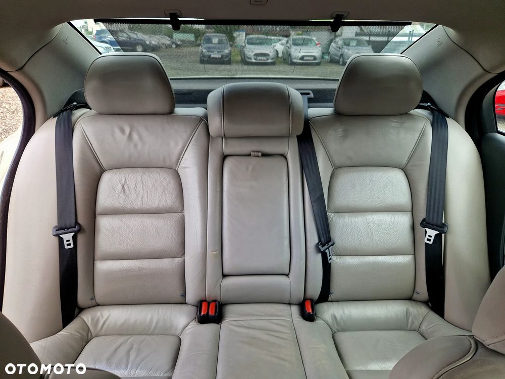 Volvo S80 2.4D Summum - 24