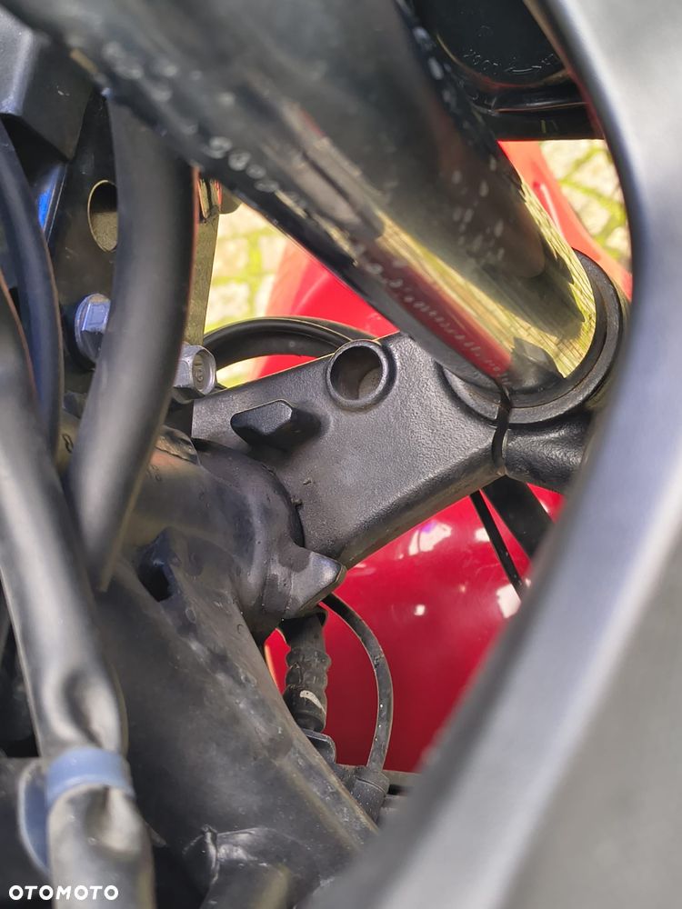 Honda CBR - 36