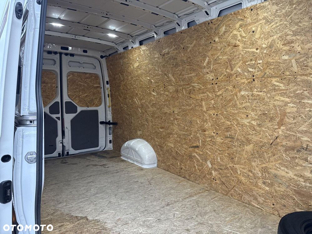 Volkswagen Crafter L3H2 - 20