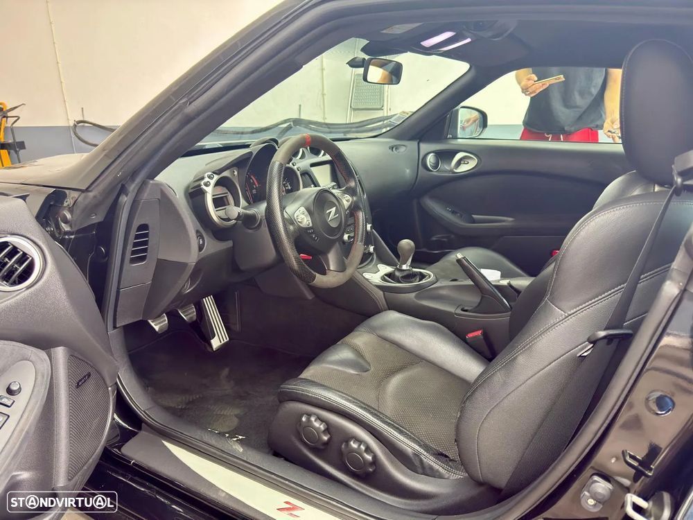 Nissan 370 Z Pack NAV+JA19 - 13