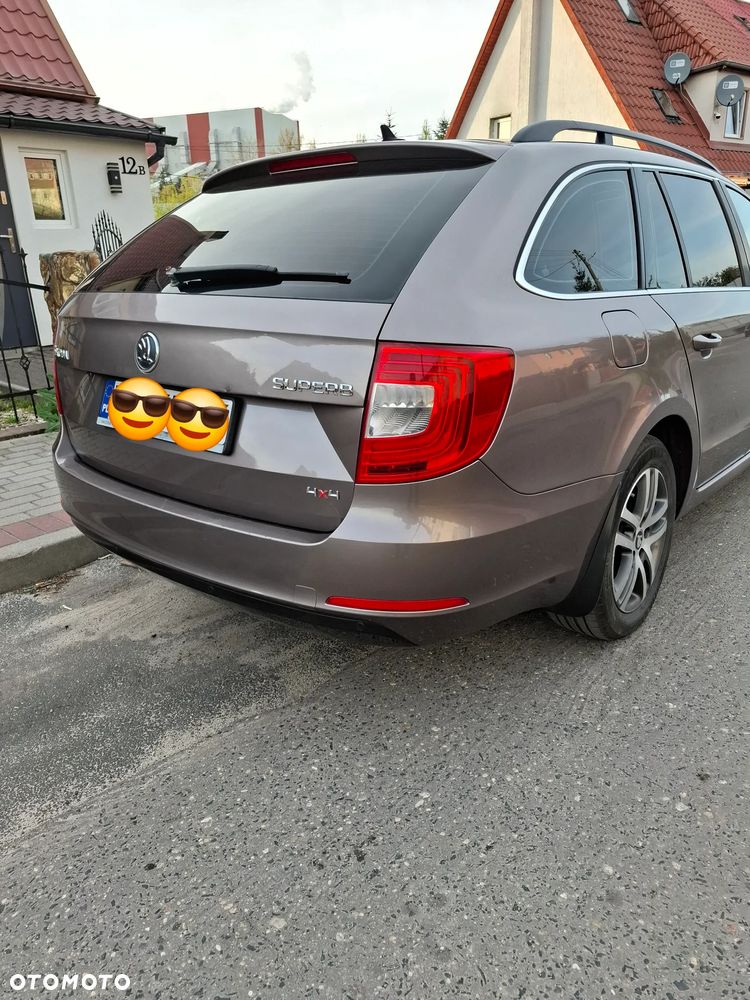 Skoda Superb 2.0 TDI 4x4 Elegance DSG - 1