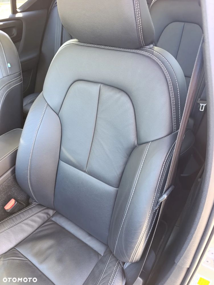 Volvo XC 40 B5 B AWD Ultimate Bright - 15