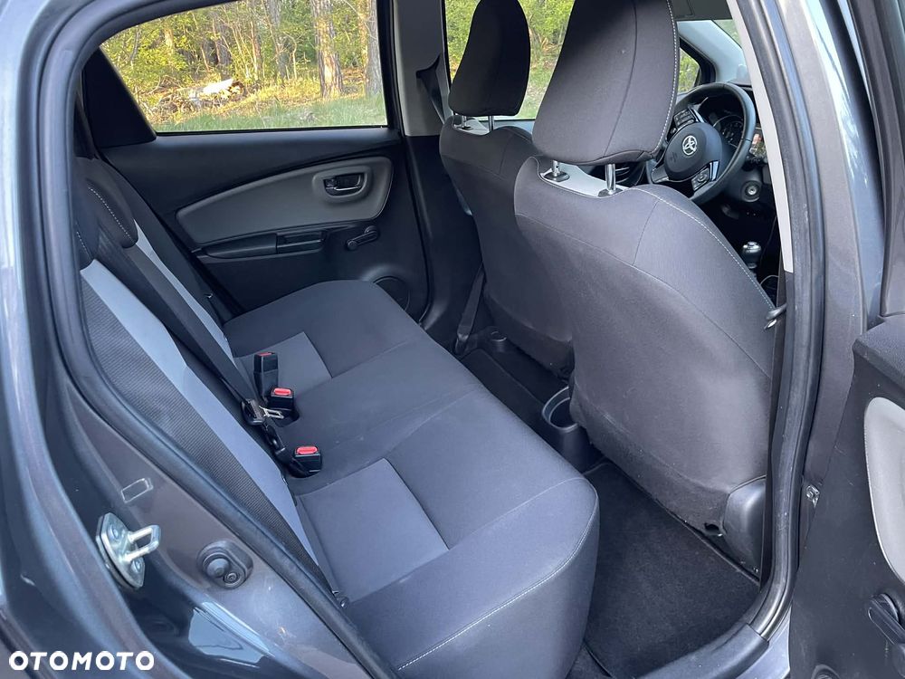 Toyota Yaris 1.5 Premium - 6