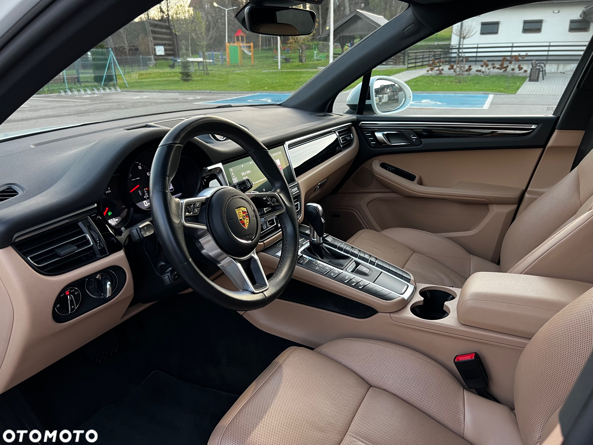 Porsche Macan - 12