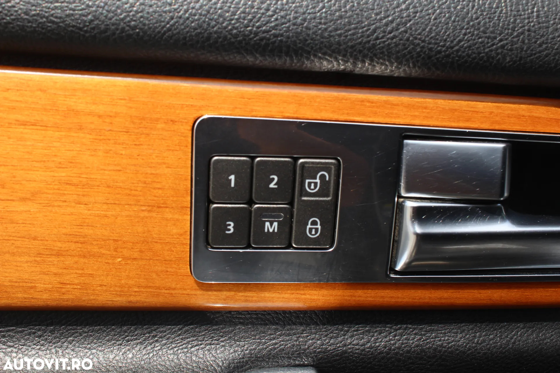 Land Rover Discovery 4 3.0 TDV6 S Aut - 13