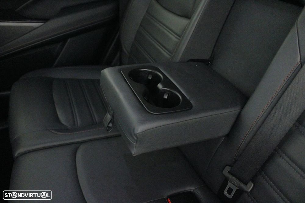 Maxus Euniq 6 Standard - 39