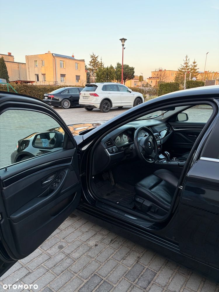 BMW Seria 5 520d - 13