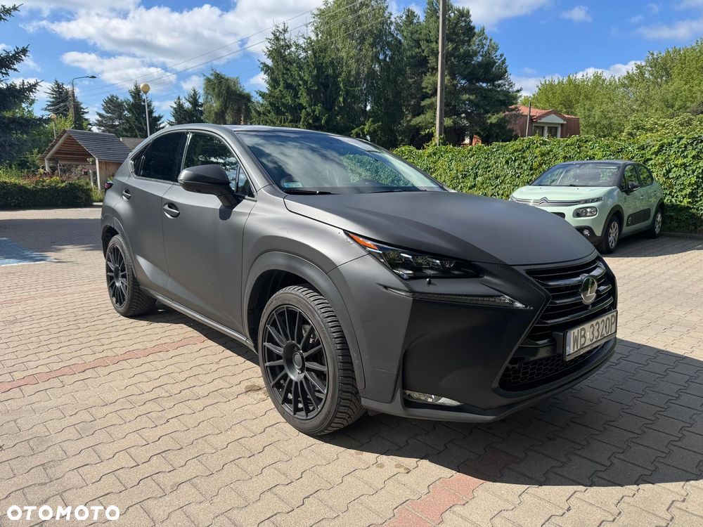 Lexus NX 300h Prestige AWD - 1