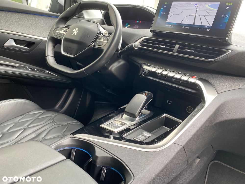 Peugeot 3008 1.6 PureTech Hybrid PHEV Allure Pack S&S EAT8 - 23