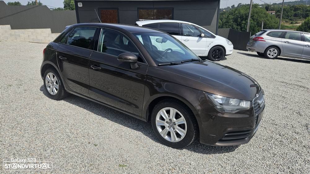 Audi A1 Sportback 1.6 TDI Attraction - 1