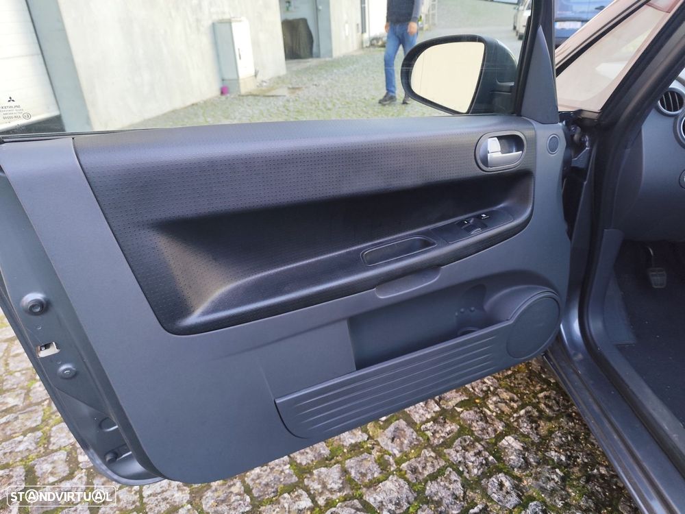 Mitsubishi Colt 1.1 Inform RCD/AC - 16