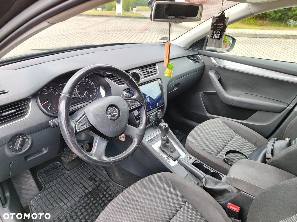 Skoda Octavia 1.8 TSI Style DSG - 7