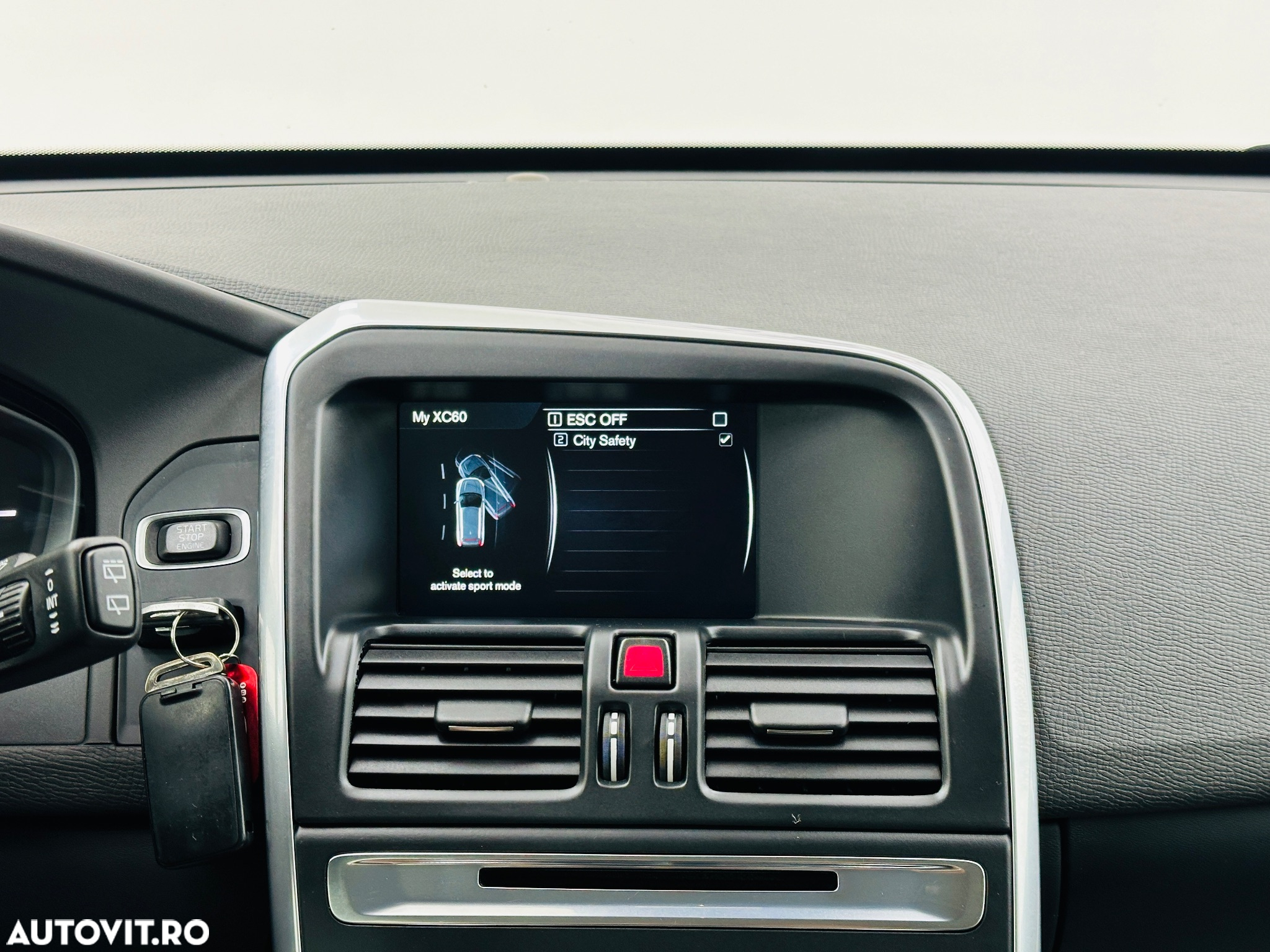 Volvo XC 60 - 32