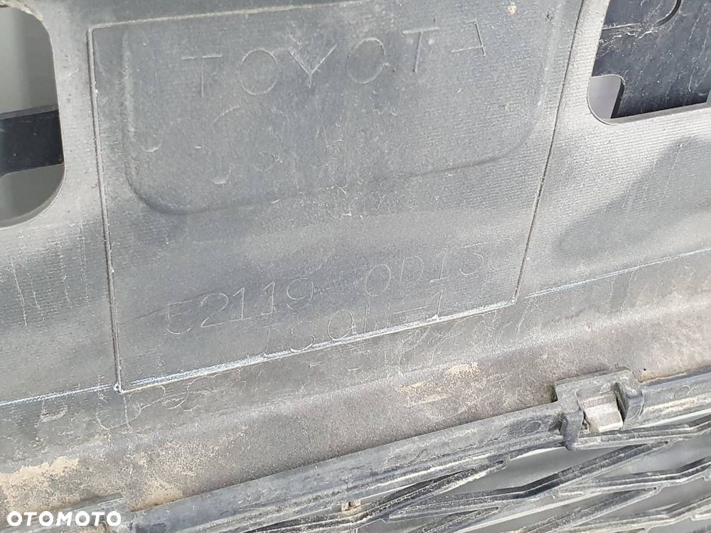 ZDERZAK PRZÓD PRZEDNI TOYOTA YARIS II KOMPLETNY 2006 EU - 12