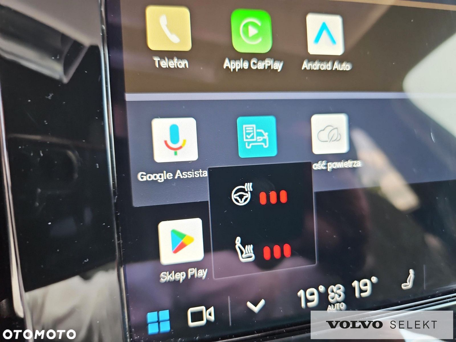Volvo XC 40 B3 Plus Dark - 23