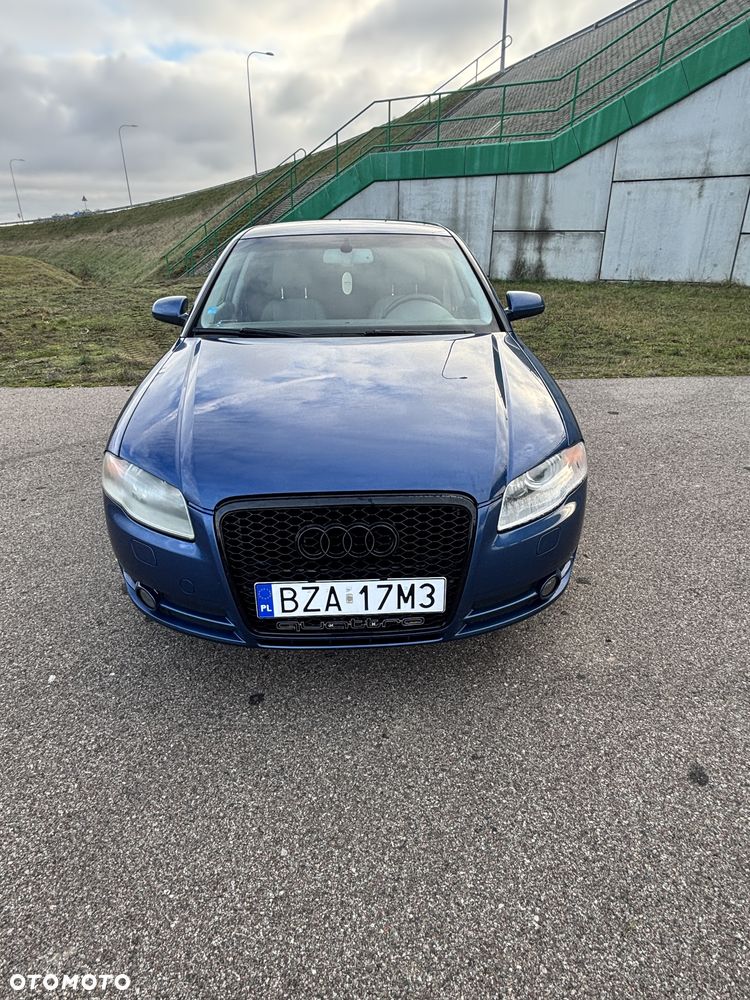 Audi A4 Limousine - 1