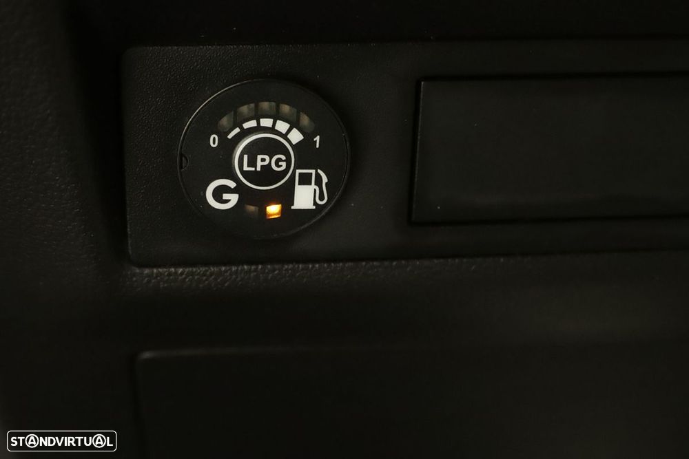 Renault Captur 1.0 TCe Techno Bi-Fuel - 21