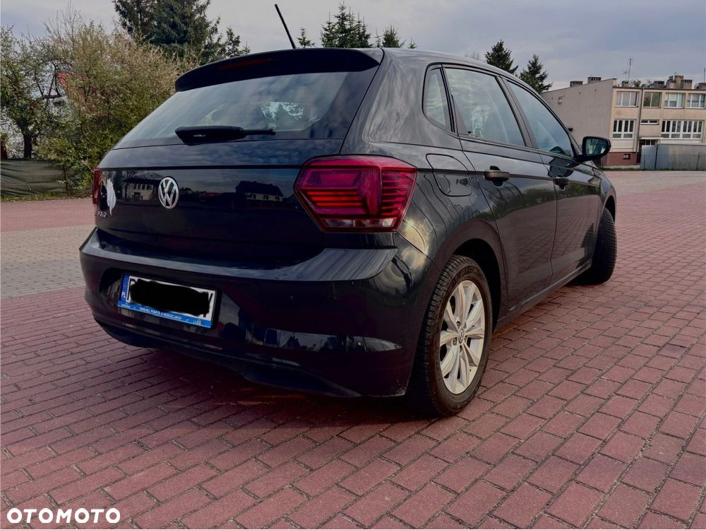 Volkswagen Polo - 4