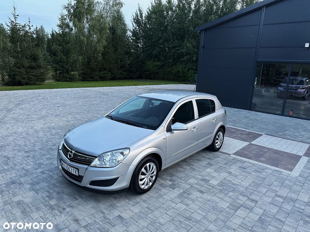 Opel Astra 1.4 Edition - 1