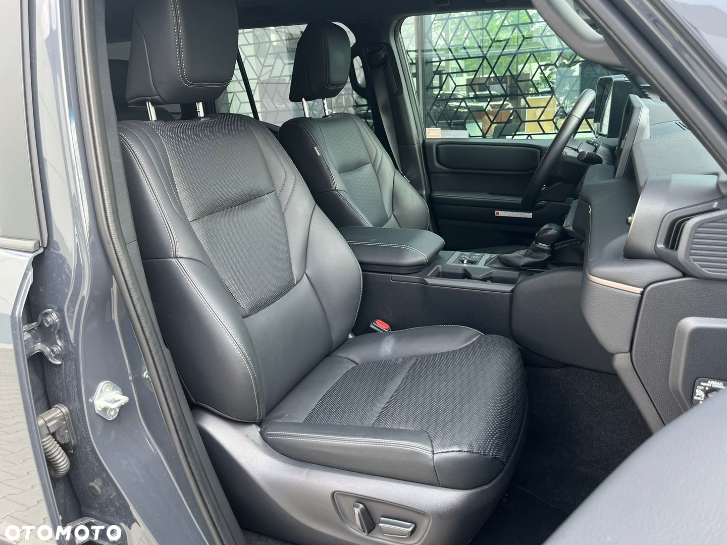 Toyota Land Cruiser LC 2.8 D-4D Executive - 26