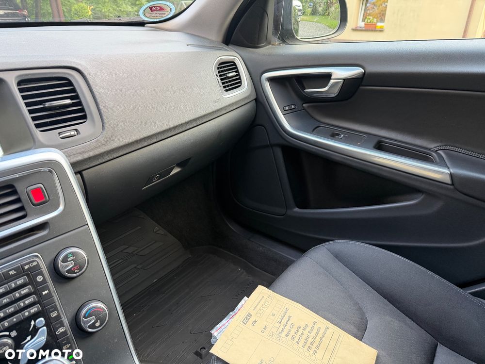 Volvo V60 D3 Geartronic Linje Business - 28