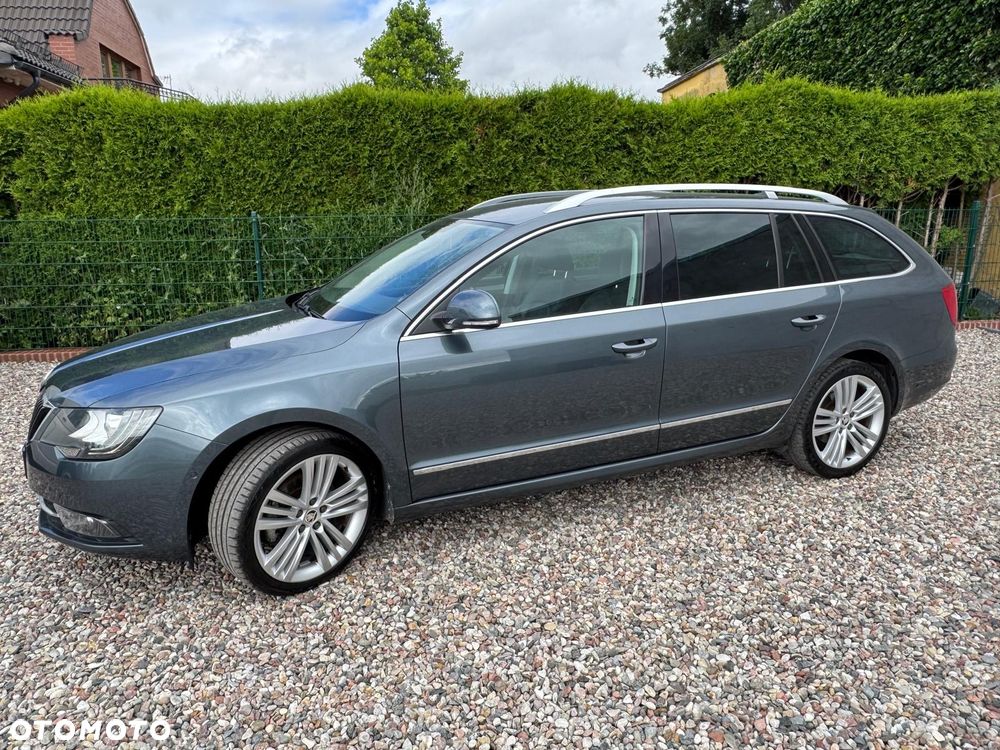 Skoda Superb 2.0 TDI Elegance DSG - 5