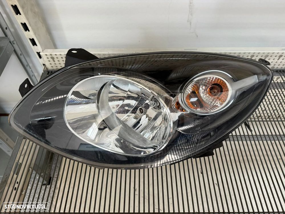 Farol renault twingo esquerdo - 1
