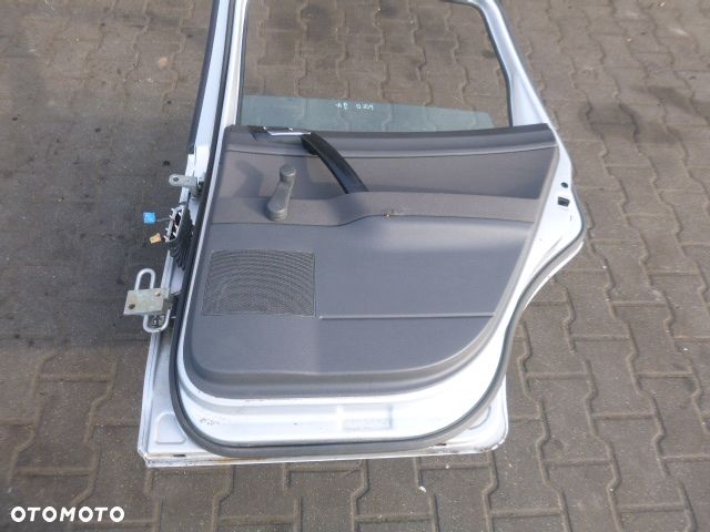 DRZWI PRAWY TYŁ PRAWE TYLNE VOLKSWAGEN POLO 9N KOMPLETNE 01- - 16