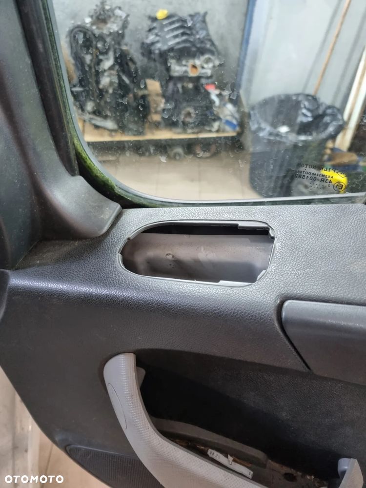 DRZWI PRAWE KOMPLETNE  MASTER III MOVANO B  NV400 2.3 10r.+ - 5